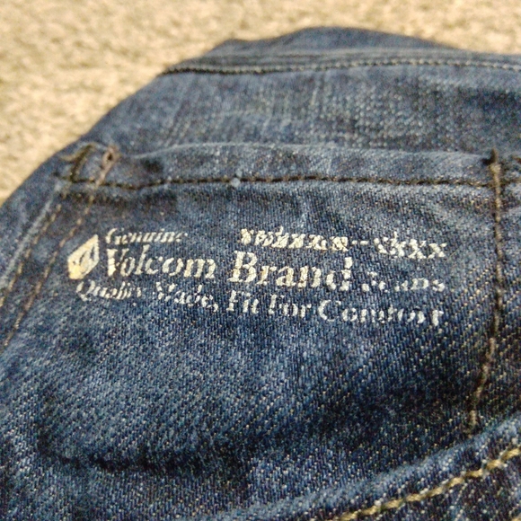 Genuine Volcom Brand Jeans - Picture 2 of 10